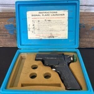 A blue box with a Flare gun # 1 in it.