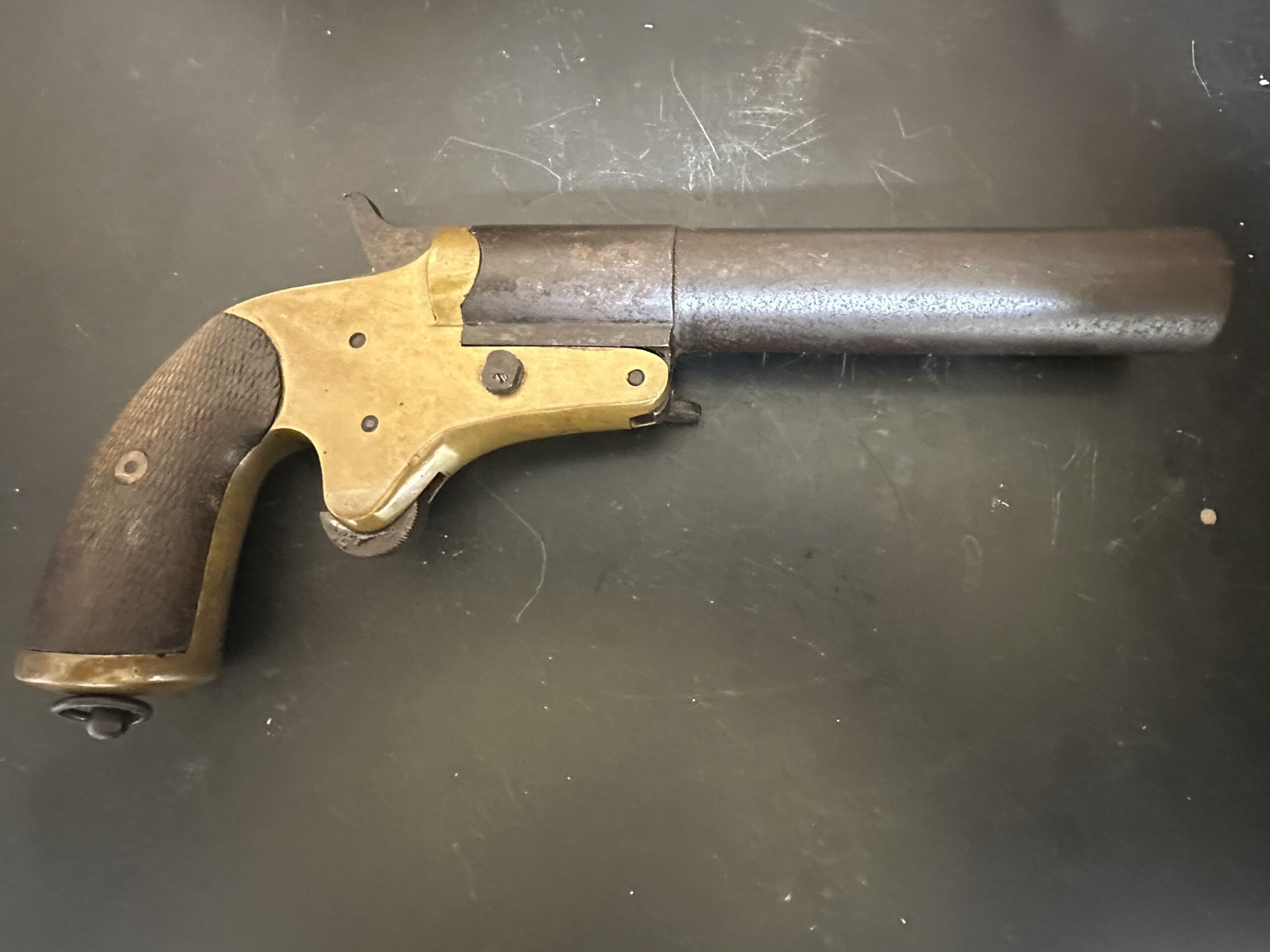 French model 1917 signal pistol