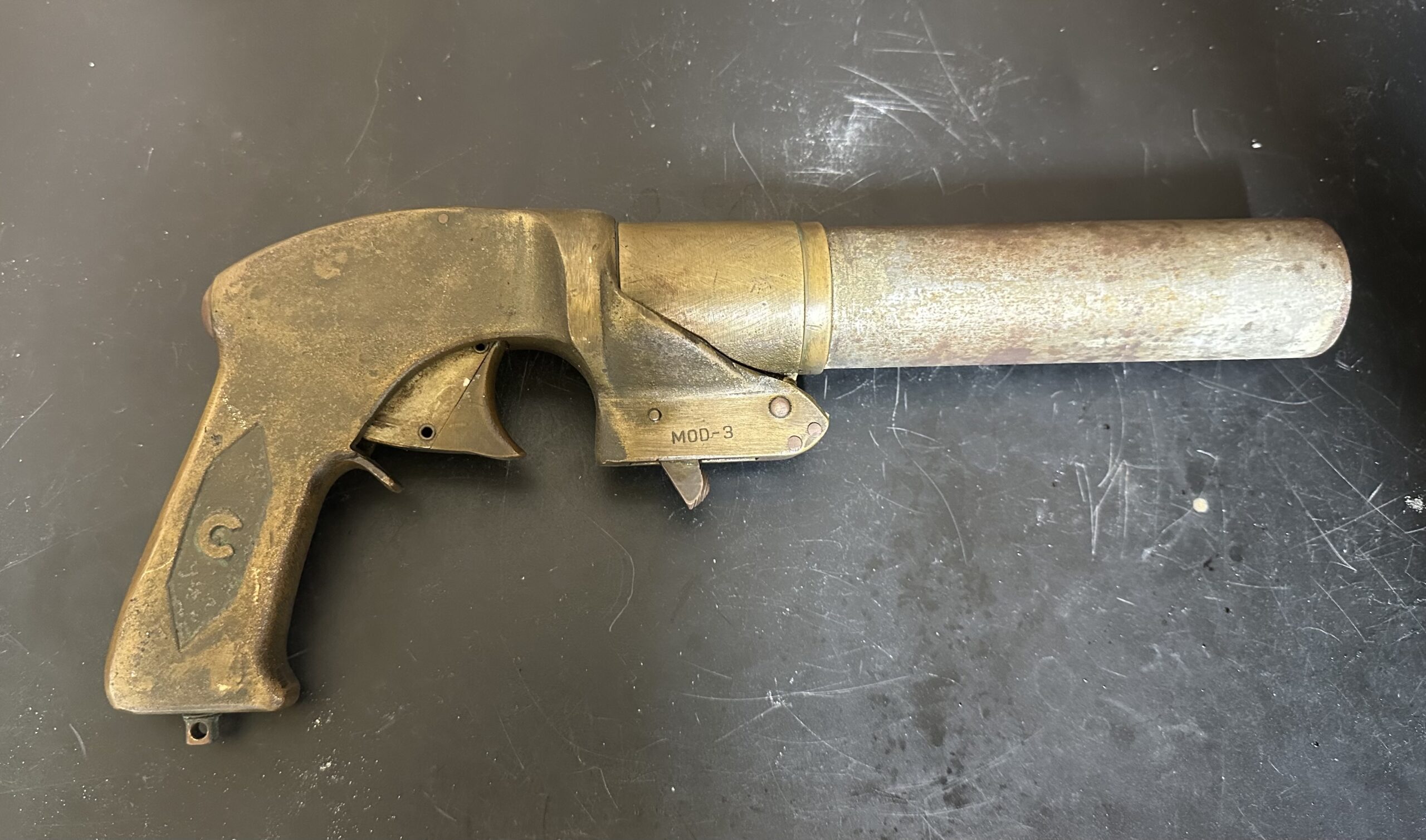 Model 3 (Mod-3) 37mm flare pistol
