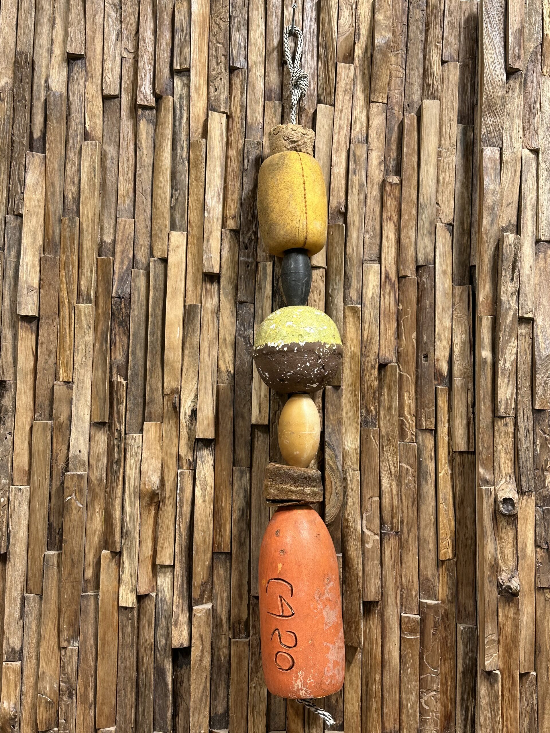 #4 Floats on a rope 36”