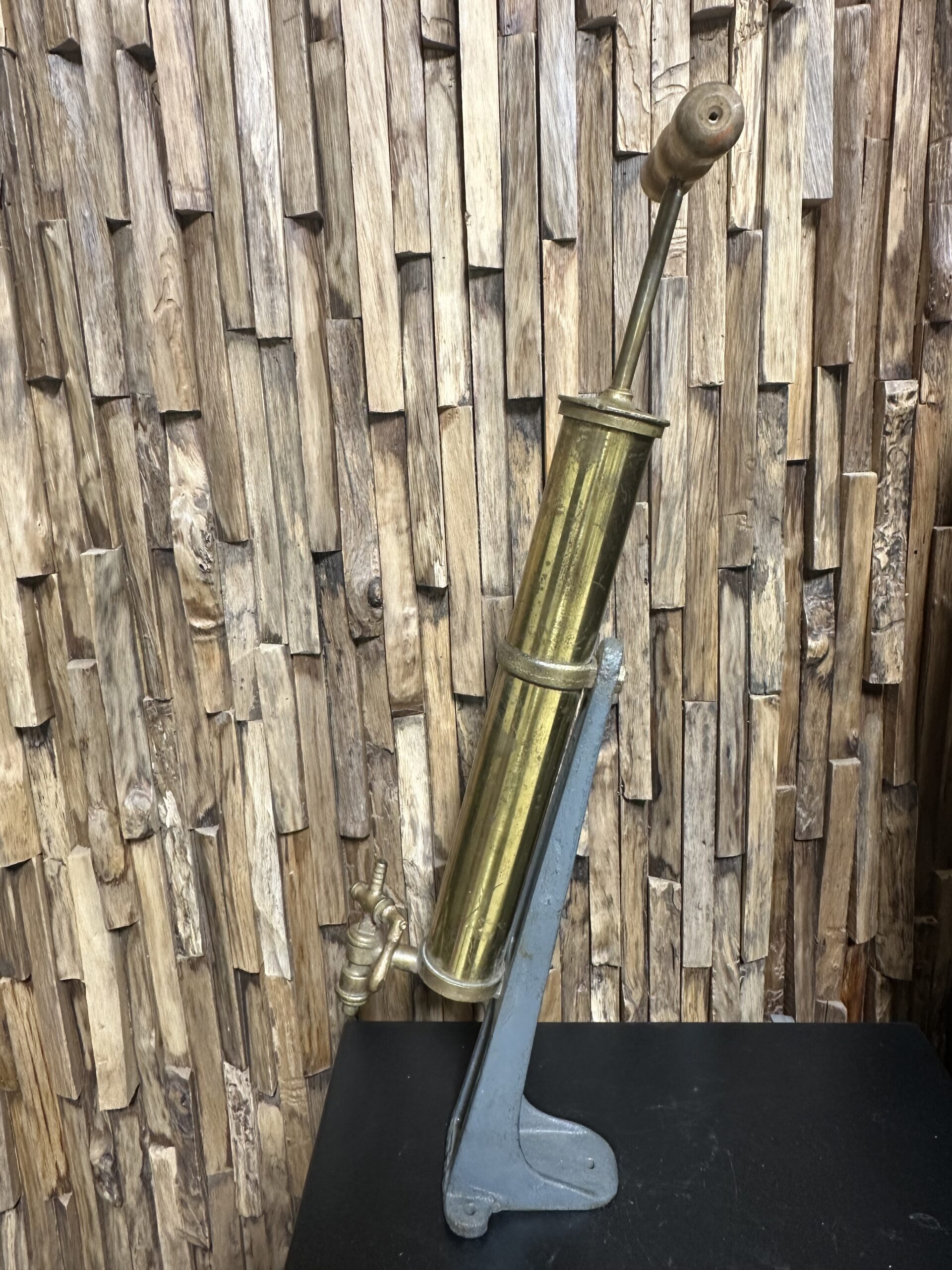 Model No. 86 Hand Pump - Image 2