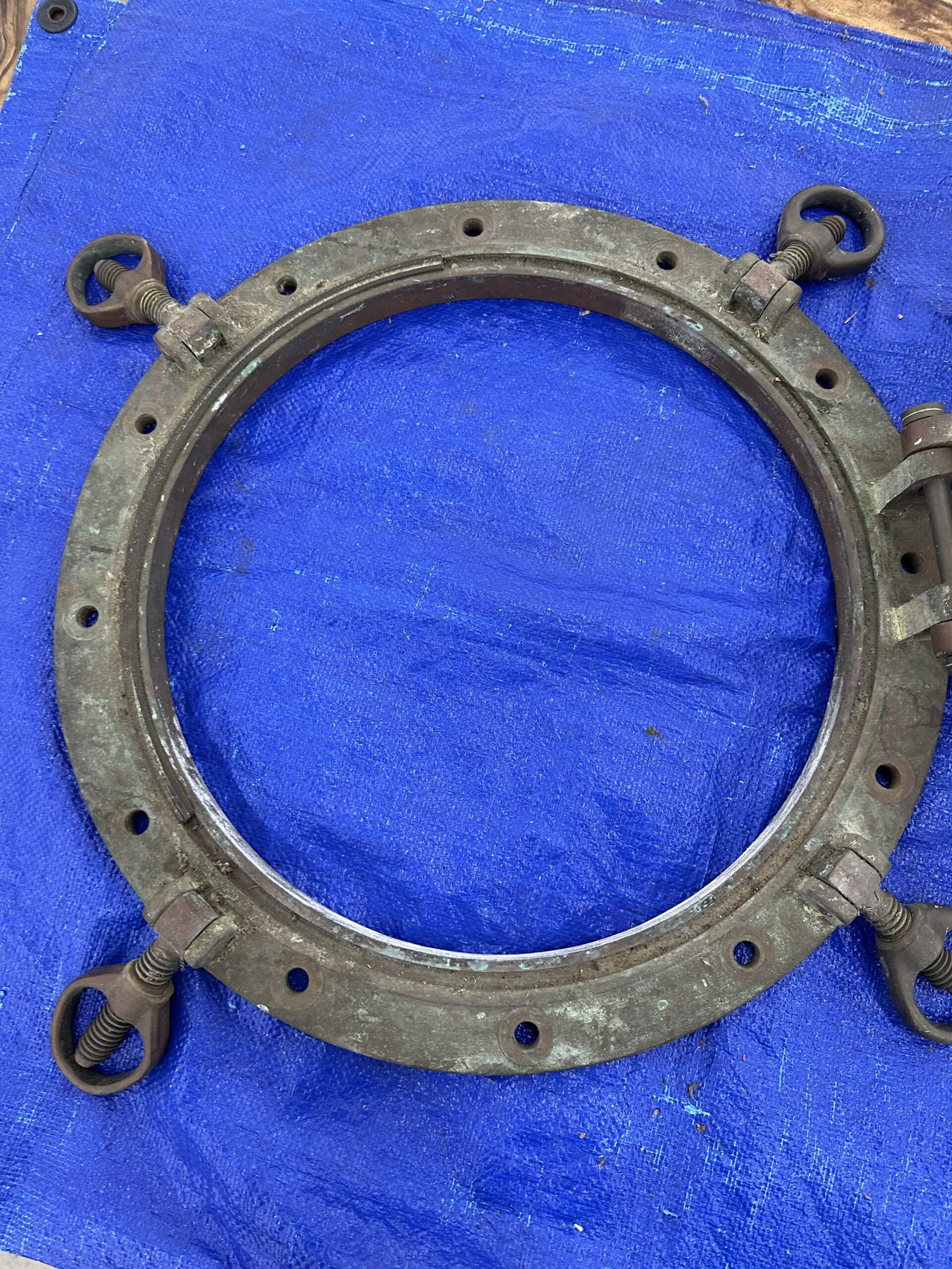 4-Dog Brass Porthole - Image 7