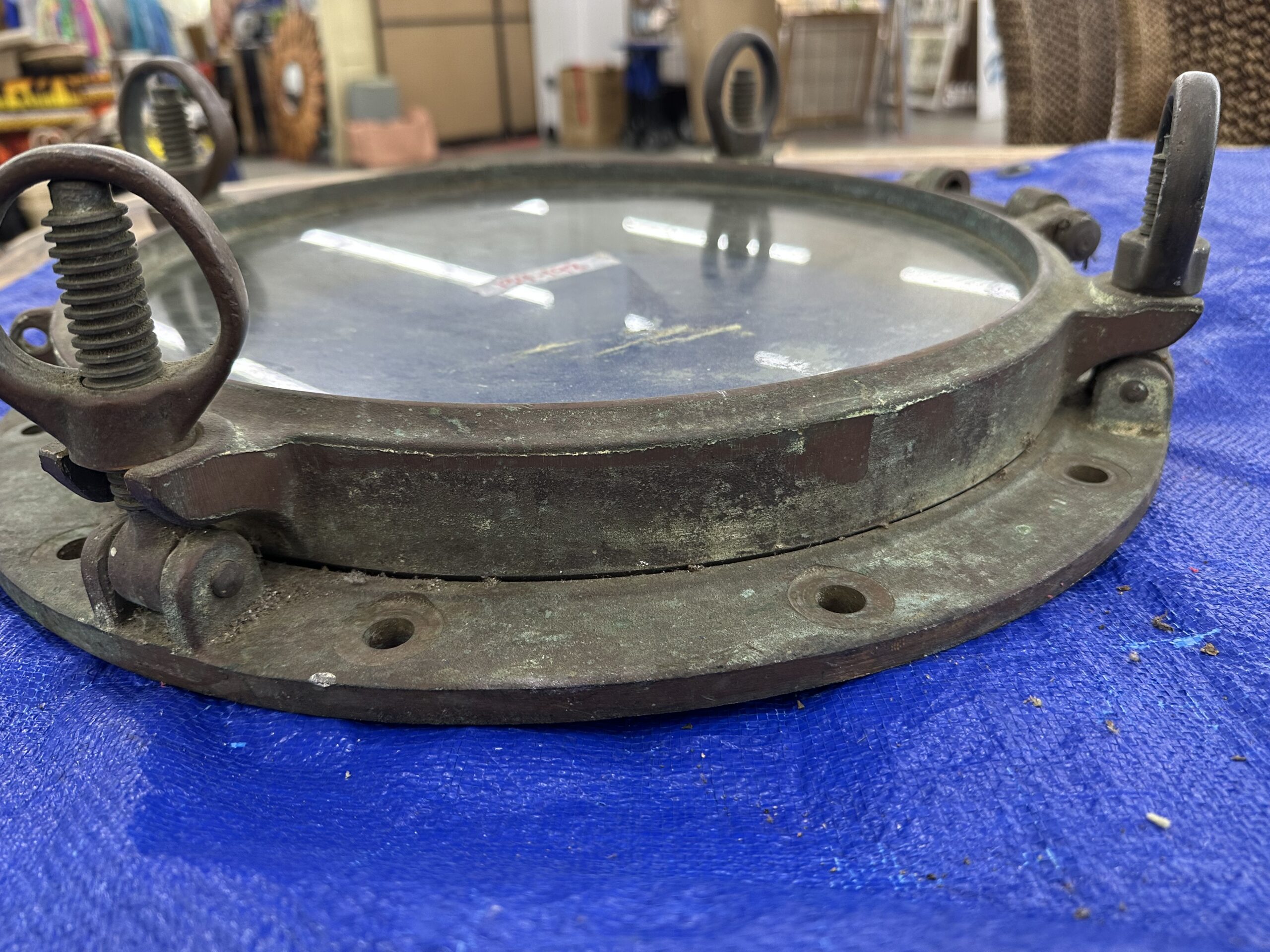 4-Dog Brass Porthole - Image 4
